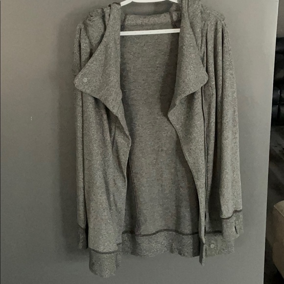 Lululemon Jacket - Picture 3 of 4